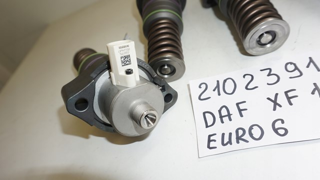 Купити BEBU2C00300 Delphi Форсунка дизельна в зборі, розпилювач + тримач