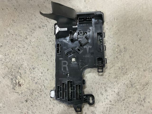  Tesla 110034032I
