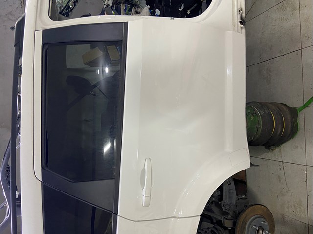 68067472AE Chrysler Двері пасажирські задні праві