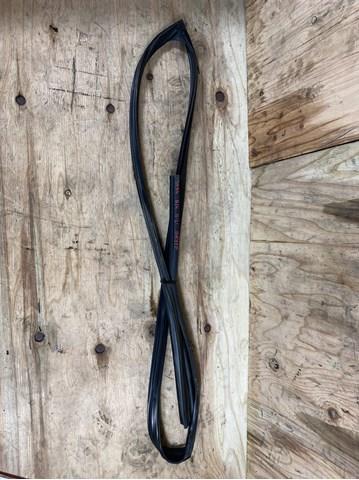  Subaru 63527AJ011 ціна, від 12.65 USD