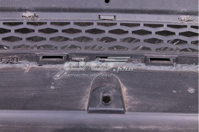 LR028262 Land Rover Бампер передній в зборі