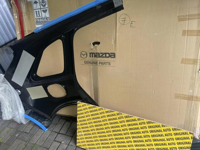 KMY671410 Mazda Бічна частина задня ліва
