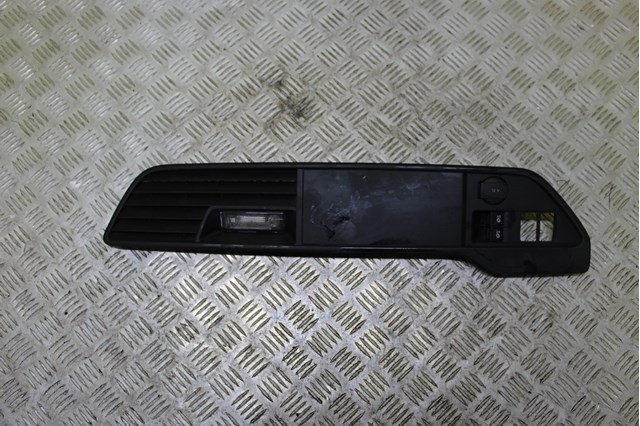 Купити 7P6868248 VAG 