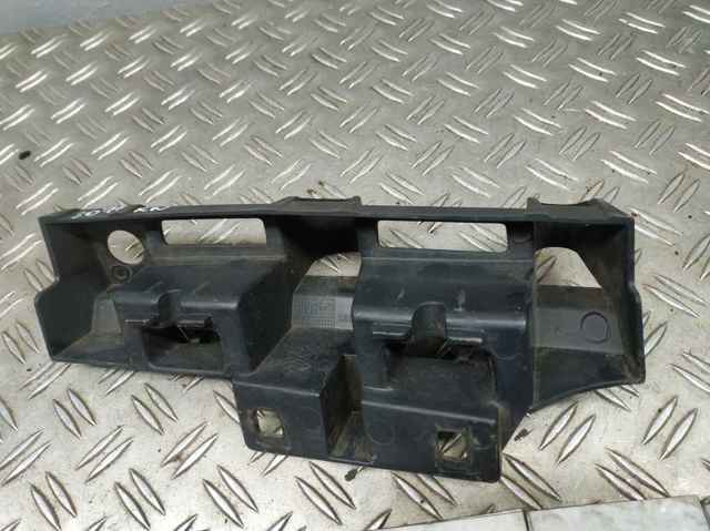 Кріплення бампера Renault (RVI) 622210006R ціна, від 14.68 USD