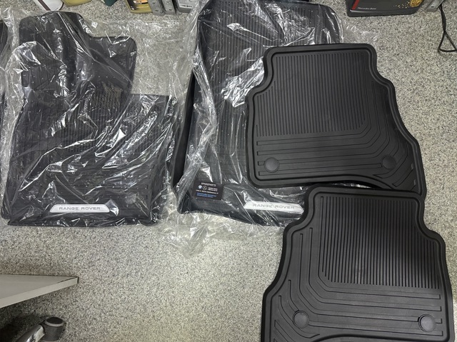 VPLKS0627 Land Rover Килими салону