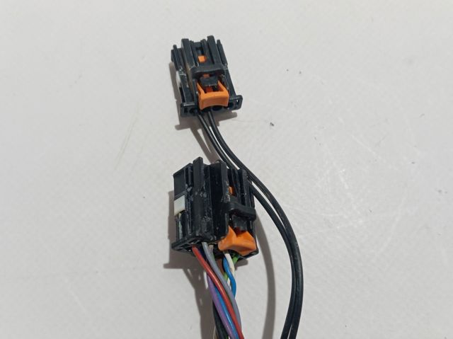 Купити 98260175XT Peugeot/Citroen Дзеркало праве