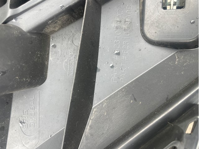 Купити 623109TA0A Nissan/Infiniti Захисна решітка радіатора