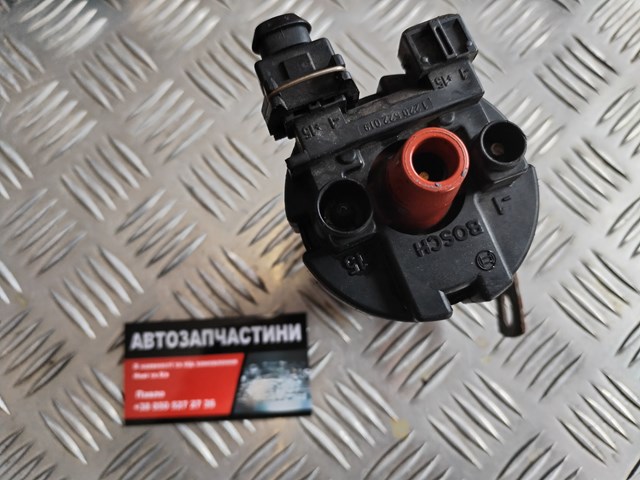 1227020029 Bosch Котушка запалювання