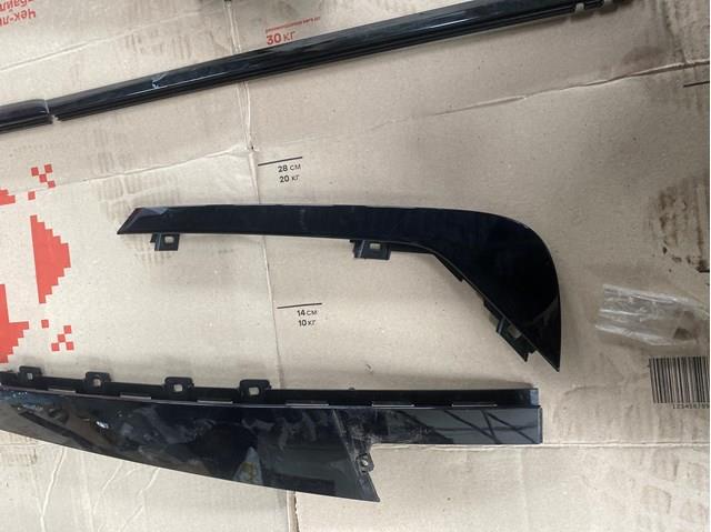 Купити LR148865 Land Rover 
