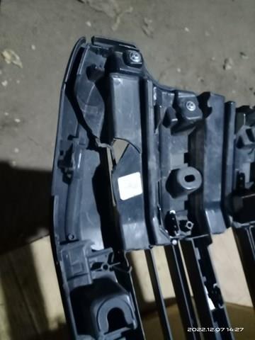 5310160L50 Toyota Решітка радіатора