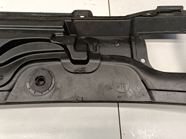  Land Rover BJ32021B43A ціна, від 31.42 USD