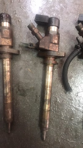 Купити 9657144580 Fiat/Alfa/Lancia Форсунка дизельна в зборі, розпилювач + тримач
