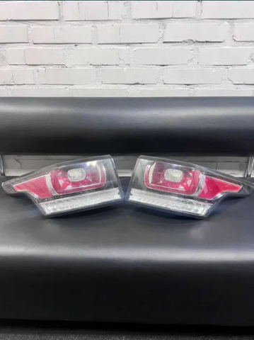 LR060321 Land Rover 