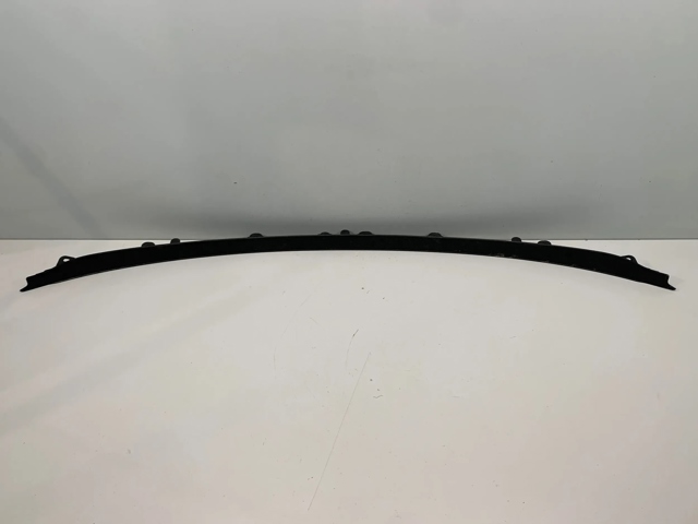 Купити 31424477 Volvo Решітка двірників
