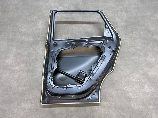 Двері задні, праві Hyundai/Kia 77004DW000 ціна, від 375.91 USD
