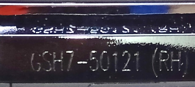 Переднє ікло бампера Mazda GSH750121