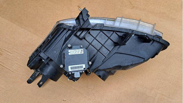 Фара правая Renault (RVI) 260103365R ціна, від 257.42 USD