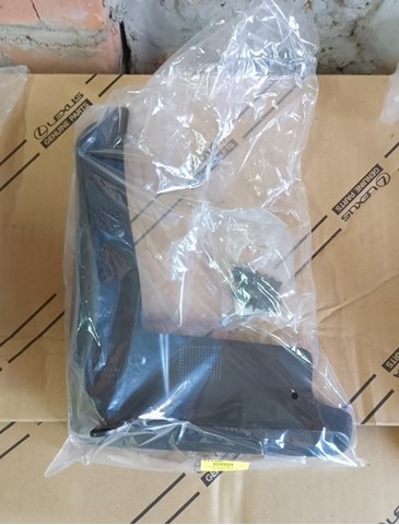 Бризковики комплект Toyota PU06003180EP