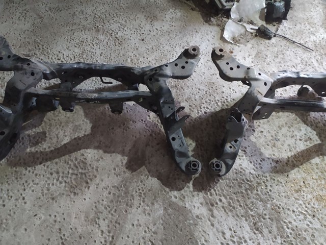 DG1Z5R003B Ford 
