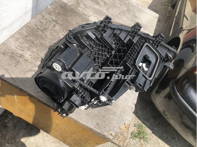Купити A1679060403 Mercedes Права блок фара