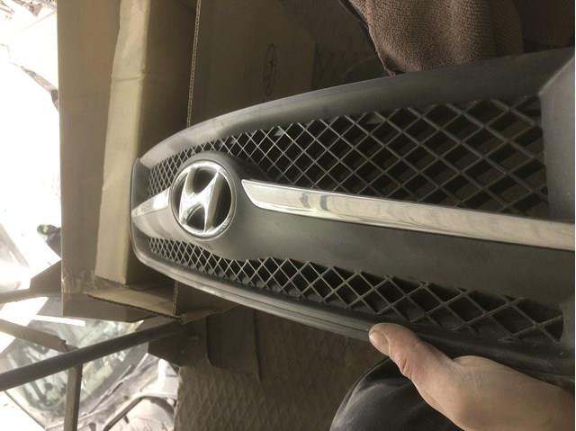 863512E500 Hyundai/Kia Решітка радіатора