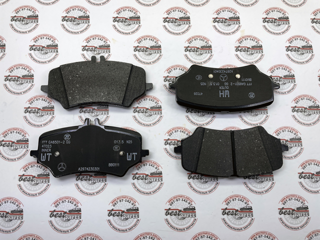 A0004236801 Mercedes Колодки гальмівні задні, дискові