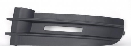 Заглушка під протитуманні фари, ліва Autotechteile 3853009 ціна, від 10.15 USD