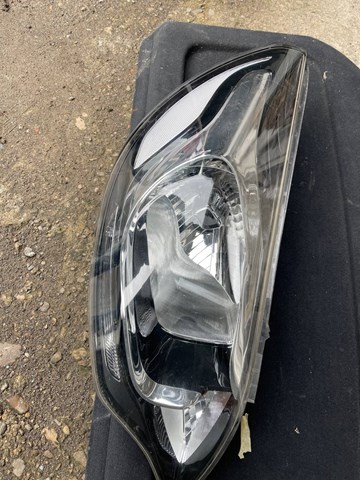 Фара комбінована, передня Hyundai/Kia 921021WXXX