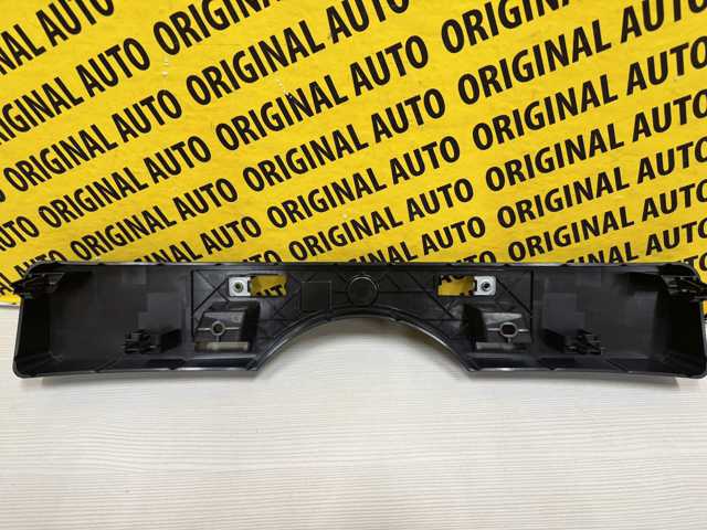 Кріплення переднього номера автомобіля Toyota 5211433520 ціна, від 49.82 USD