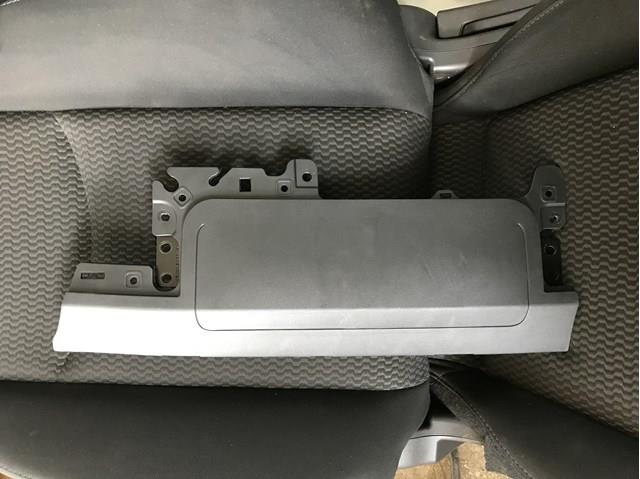 107782600D Tesla Подушка безпеки (AIRBAG) пасажирська, захисту колін