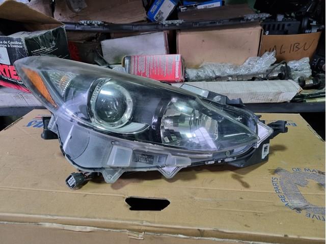 Купити BHN151030 Mazda Права блок фара
