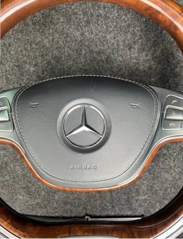 Рульове колесо Mercedes A2224605503 ціна, від 316.67 USD