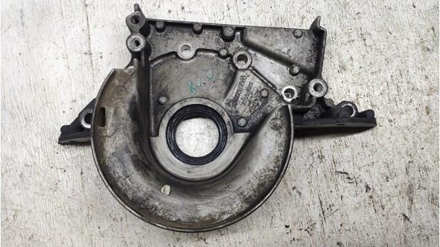 Купити 8200563690 Renault (RVI) Кришка двигуна передня