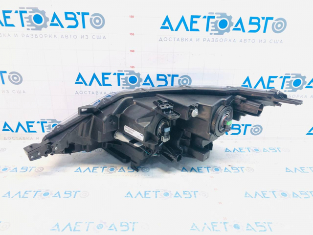 209983001N Nissan/Infiniti Фара передня права