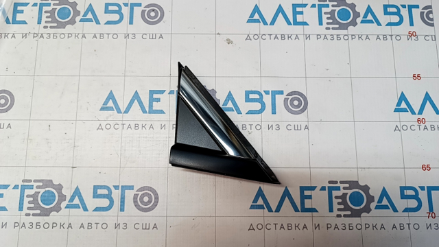 75490TRTA11 Honda Молдинг переднього правого крила