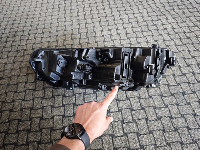Купити ZSD111540OR Signeda Права блок фара