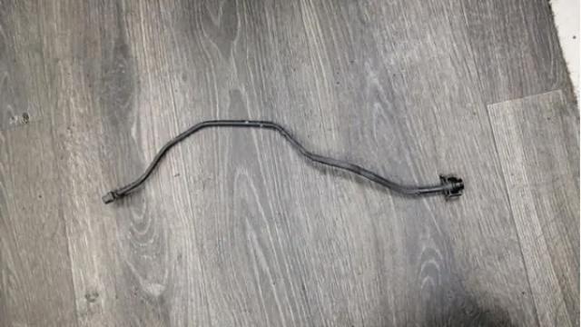 LR024251 Land Rover Шланг розширювального бачка, верхній