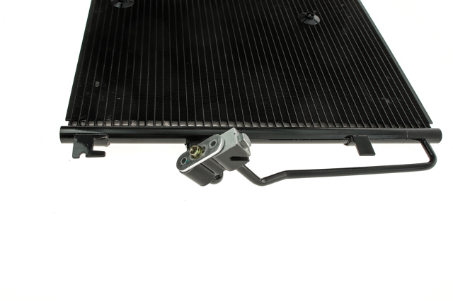 Конденсатор кондиціонера NRF 350586 ціна, від 155.97 USD