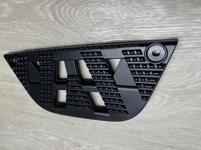 Підніжка ліва Mercedes A9606662228 ціна, від 7.83 USD