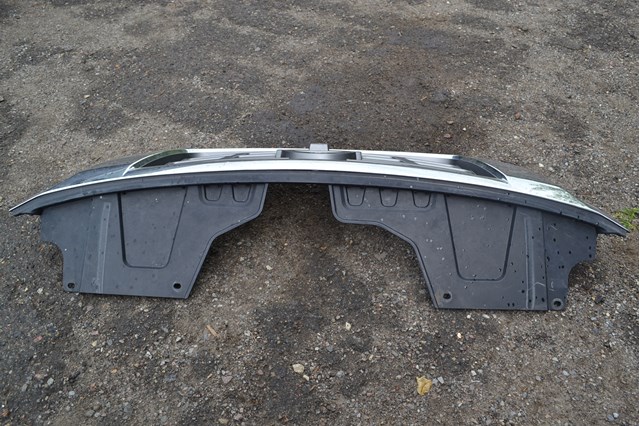 623104KJ1B Nissan/Infiniti Решітка радіатора