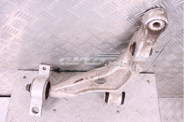 4864053050 Toyota Поперечний важіль