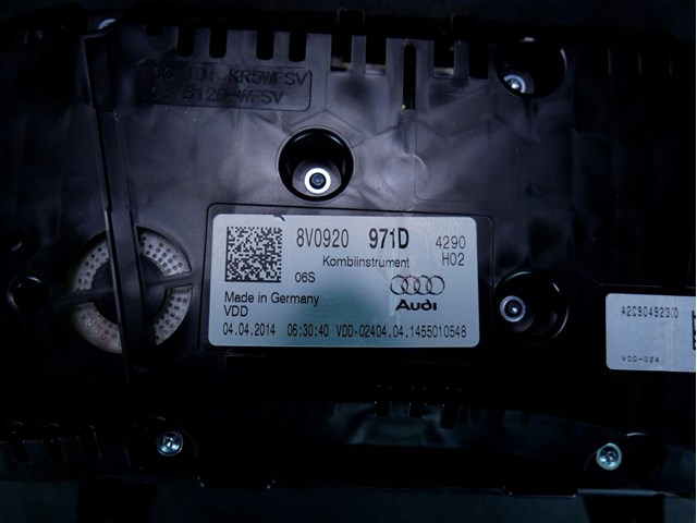 Приладова дошка-щиток приладів Audi A3 (8VS) (Ауді А3)