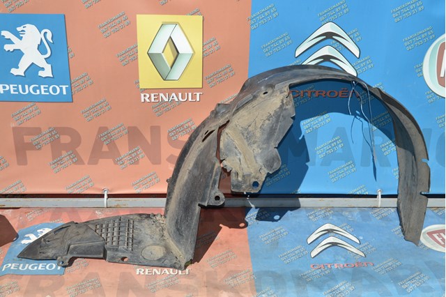 Підкрилок переднього крила, правий на Renault Vel Satis  BJ0