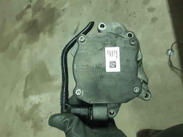 03L100D VAG Насос вакуумний