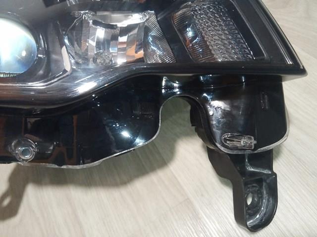 Фара права 55079380AG Chrysler