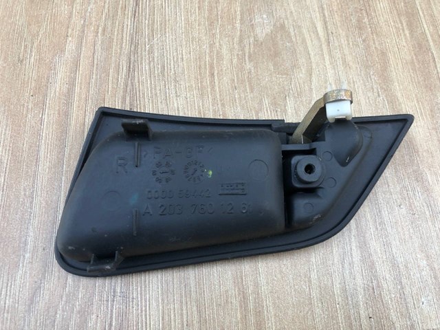 Купити A2037601261 Mercedes 