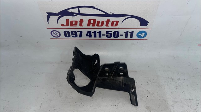 Праве кріплення переднього бампера Volvo 30763420 ціна, від 29.33 USD