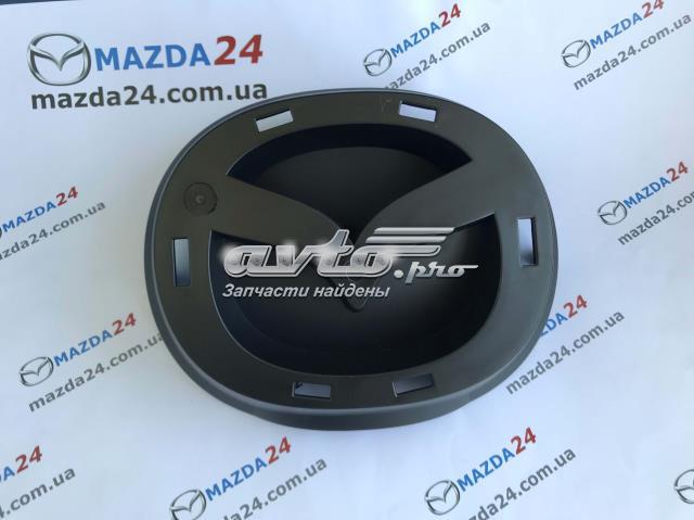 Емблема на решітку радіатора Mazda G46M50716 ціна, від 17.88 USD