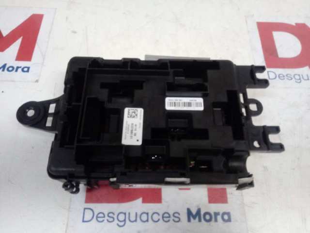 933788001 BMW 