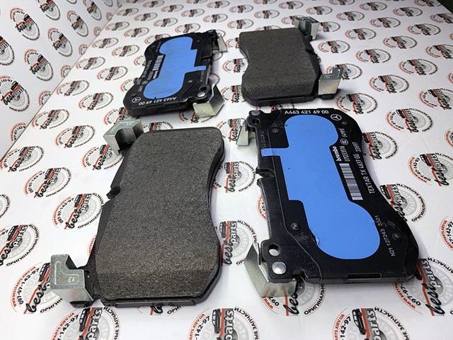 A0004204105 Mercedes Передні гальмівні колодки